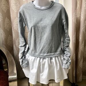 Moelleux gray white peplum style sweatshirt XS